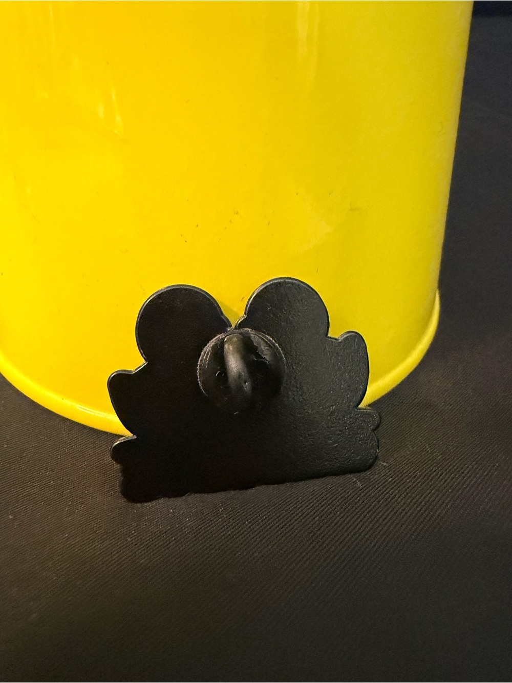 Goose or Robin Enamel Pin. CHOOSE 1. NEW - Picture 7 of 9